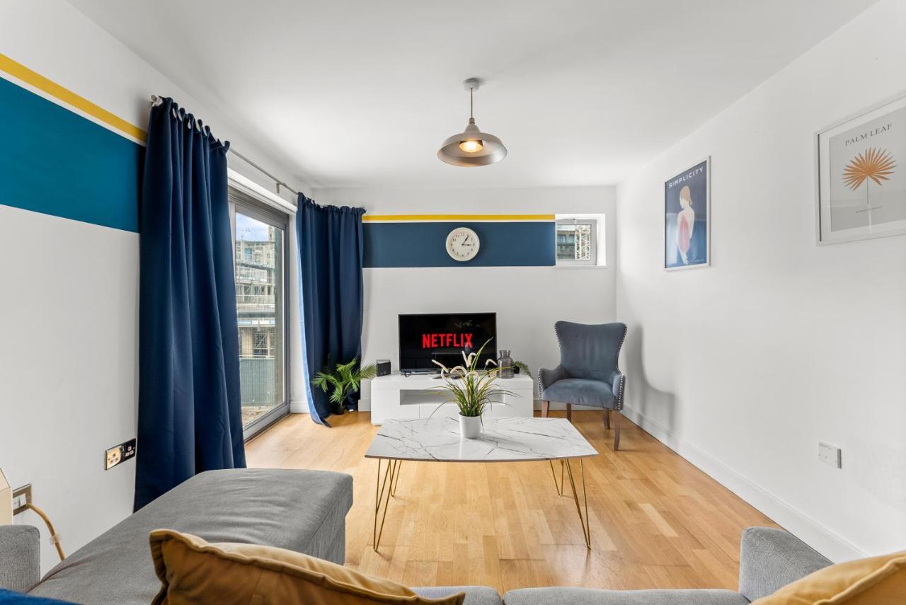 Enchanting Bristol Abode -Sleeps 6 With Balcony! Екстер'єр фото